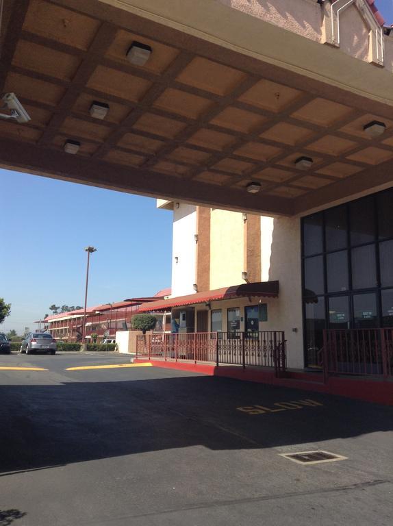Budget Inn Anaheim/แซนตาแอนา ภายนอก รูปภาพ